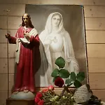 Bernadette' Cosy Flat - 3 Minutes Walk Main Door To Sanctuary Entrance- Old Town - Bernadette De Soubirous's Neighborhood - Chapel For Prayer On Site Lourdes