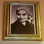 Hotel Bernadette' Cosy Flat - 3 Minutes Walk Main Door To Sanctuary Entrance- Old Town - Bernadette De Soubirous's Neighborhood - Chapel For Prayer On Site 3*