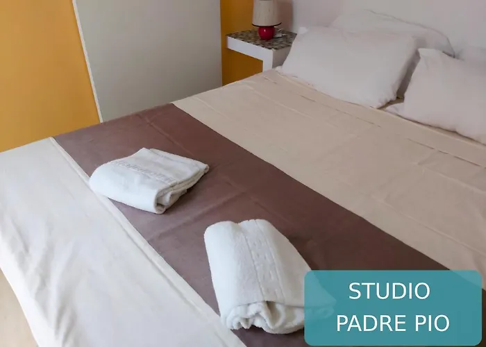 Hotel Bernadette' Cosy Flat - 3 Minutes Walk Main Door To Sanctuary Entrance- Old Town - Bernadette De Soubirous's Neighborhood - Chapel For Prayer On Site