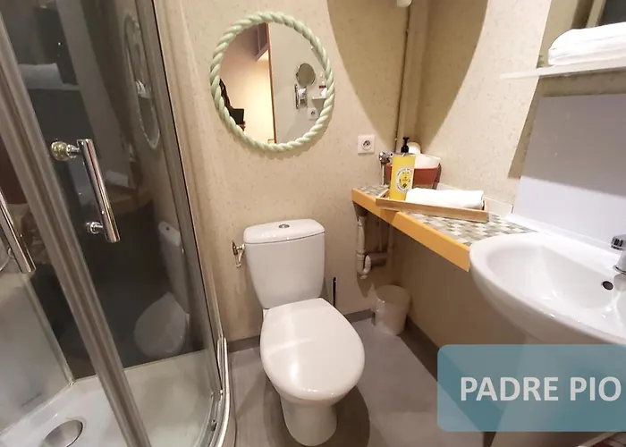 Bernadette' Cosy Flat - 3 Minutes Walk Main Door To Sanctuary Entrance- Old Town - Bernadette De Soubirous's Neighborhood - Chapel For Prayer On Site Szálloda Lourdes